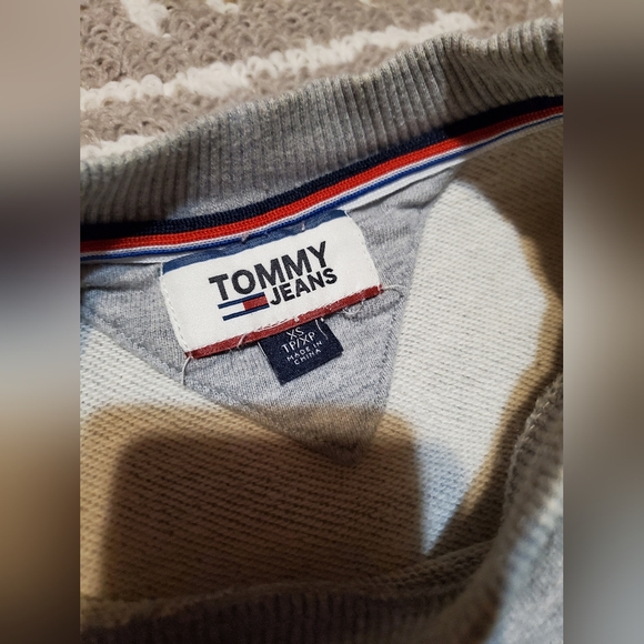 Tommy Jeans Pullover - Picture 3 of 5